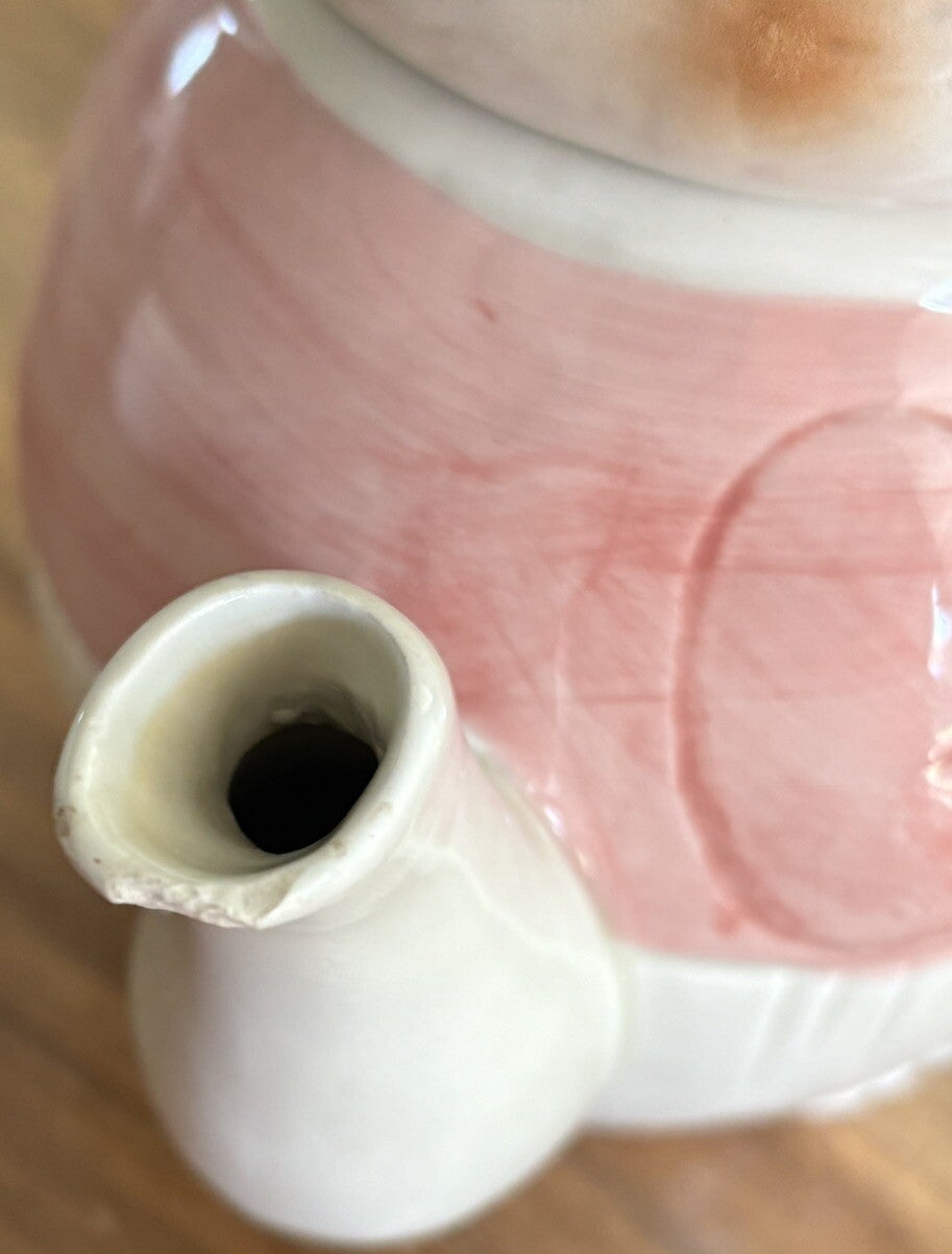 Ron Gordon Kitschy Vintage Ceramic Cat Eating Sausage Teapot 6”