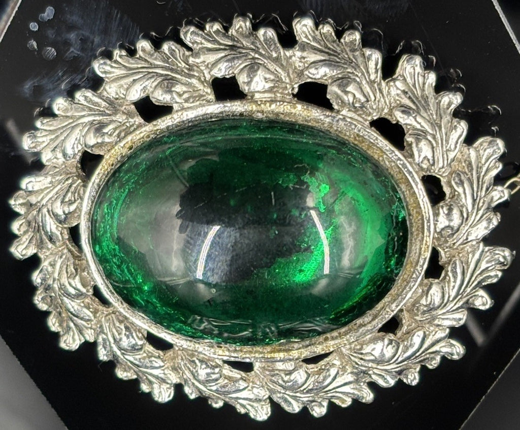 Vintage Aurora Regd Signed Brooch Glass Emerald Green In Silver Tone Setting.