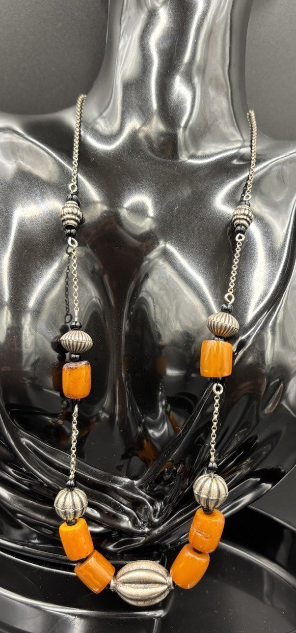 Vtg Butterscotch Bakelite Necklace Yellow & Silver Tone Bead Jewellery