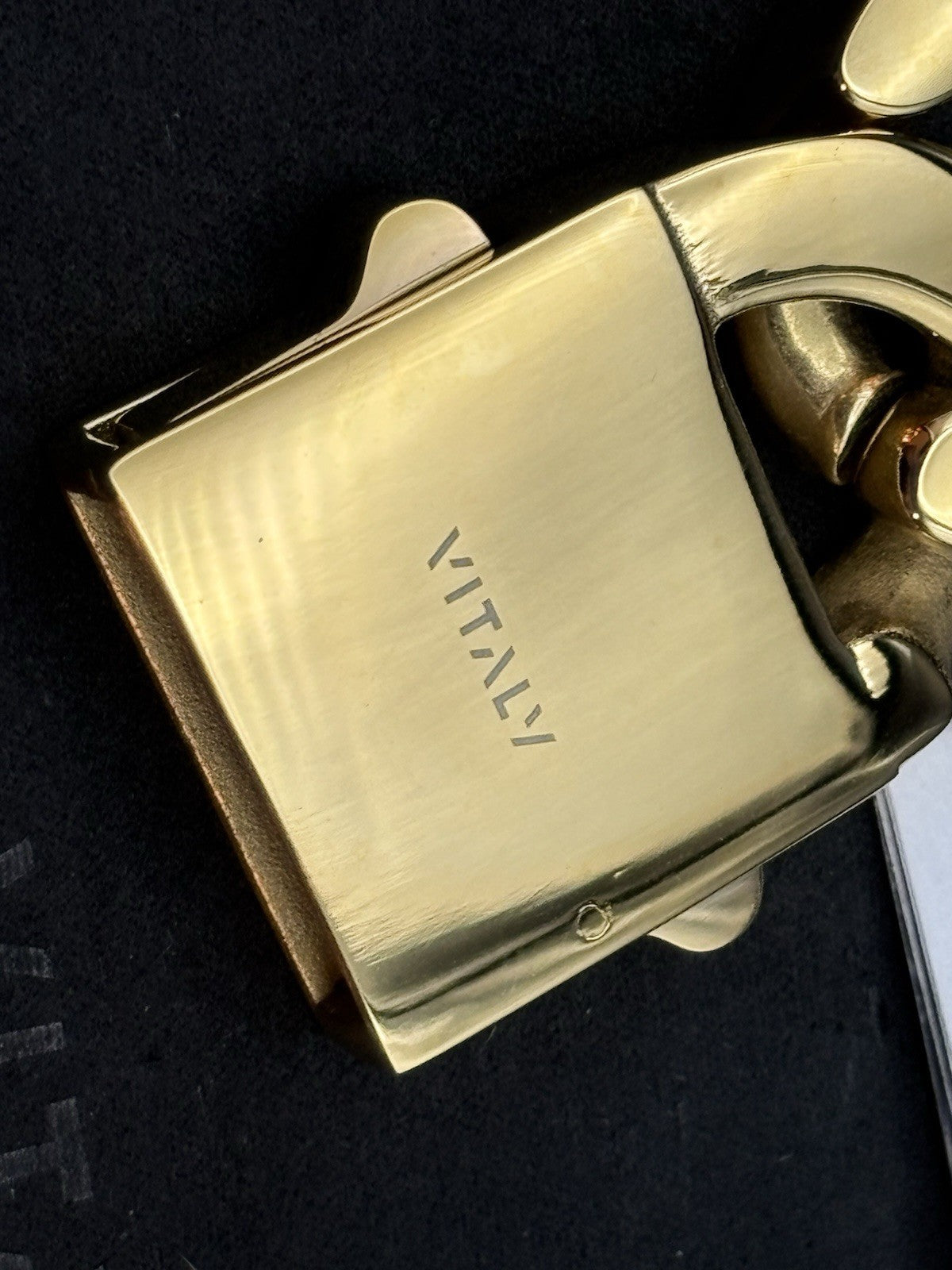 Vitaly Clear Link Chain Bracelet Gold Tone Stainless Steel Boxed 20cm