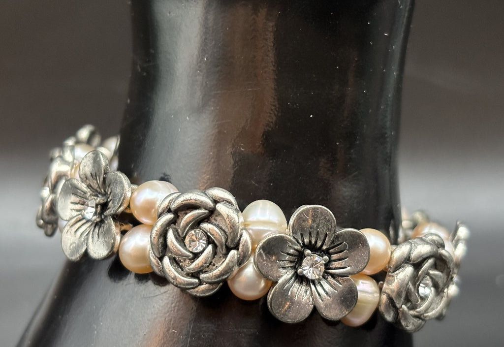 Equilibrium Genuine Freshwater Pearl Flower Bracelet Boxed Vintage Inspired