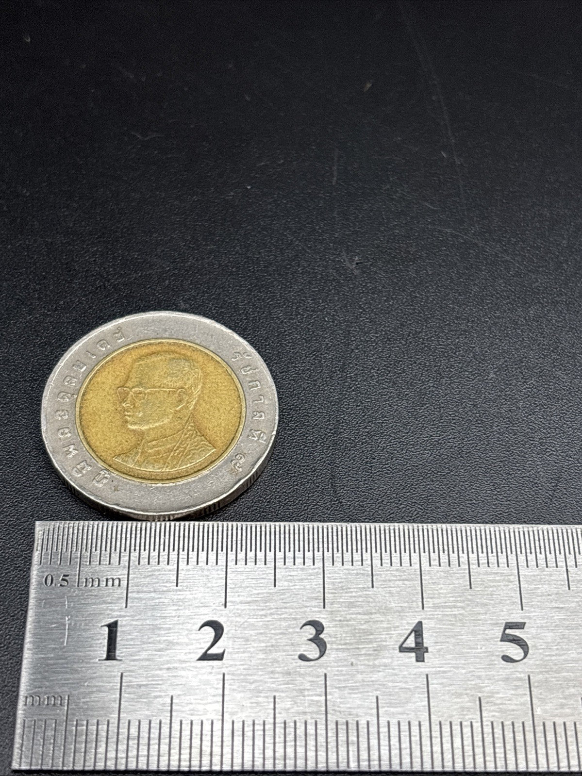 Thailand 10 Baht Coin 2006 King Bhumibol IX Wat Arun Bi-Metallic Currency