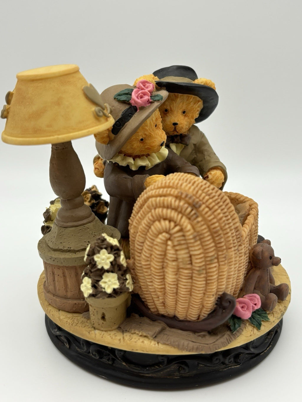 Avon Bear Figurine – New Baby Scene with Bassinet & Lamp, Vintage
