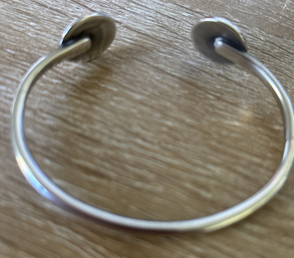 Vintage Silver Flower Cuff Bracelet – Open-End Design, Artisan Made