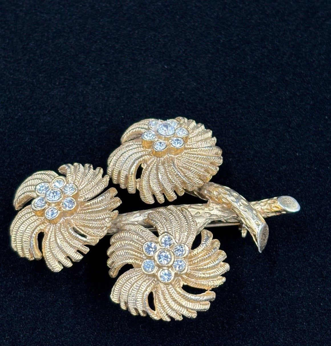 Vintage Kramer Signed Floral Rhinestone Brooch Gold Tone Spray Bouquet