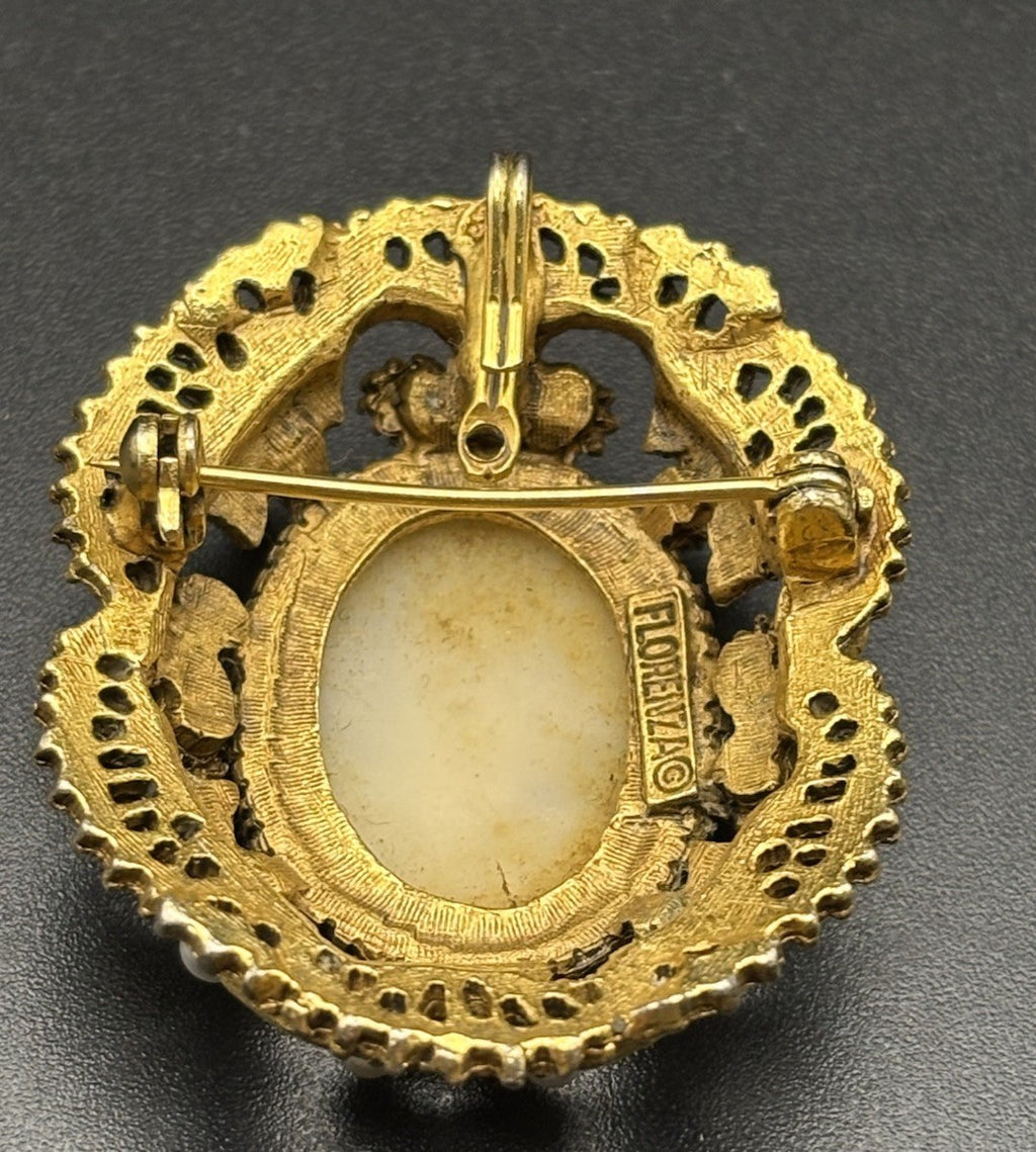 Vintage Florenza Cameo Brooch Faux Pearl Gold Tone Pendant