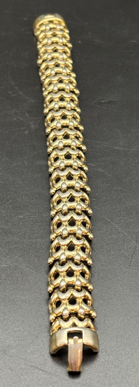 Vintage Oscar de la Renta Wide Bracelet Gold Tone Chain Link Couture 19cm