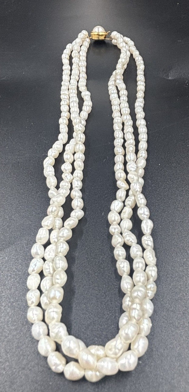 Vintage Cultured Pearl 3 Strand Necklace Bracelet Set 42cm 20cm Gold Clasp