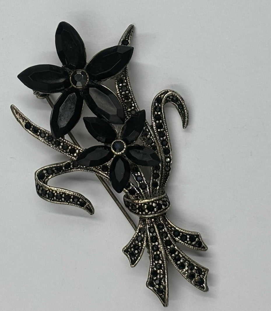 Vintage Black Flowers Brooch Silver Tone.