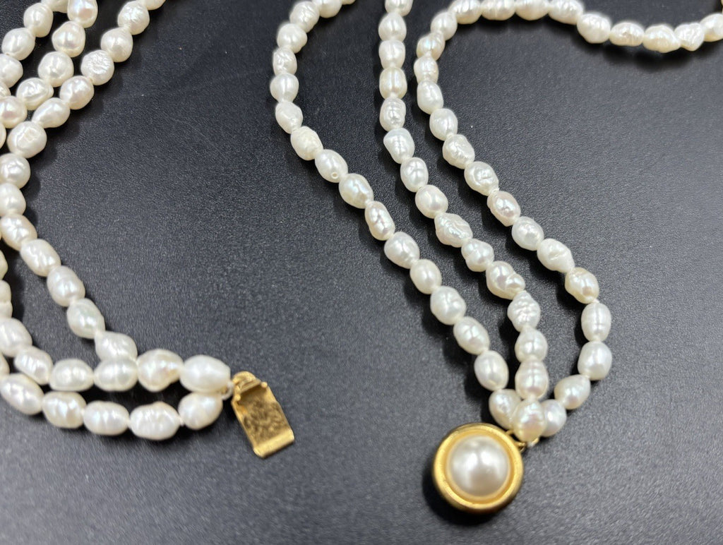 Vintage Cultured Pearl 3 Strand Necklace Bracelet Set 42cm 20cm Gold Clasp