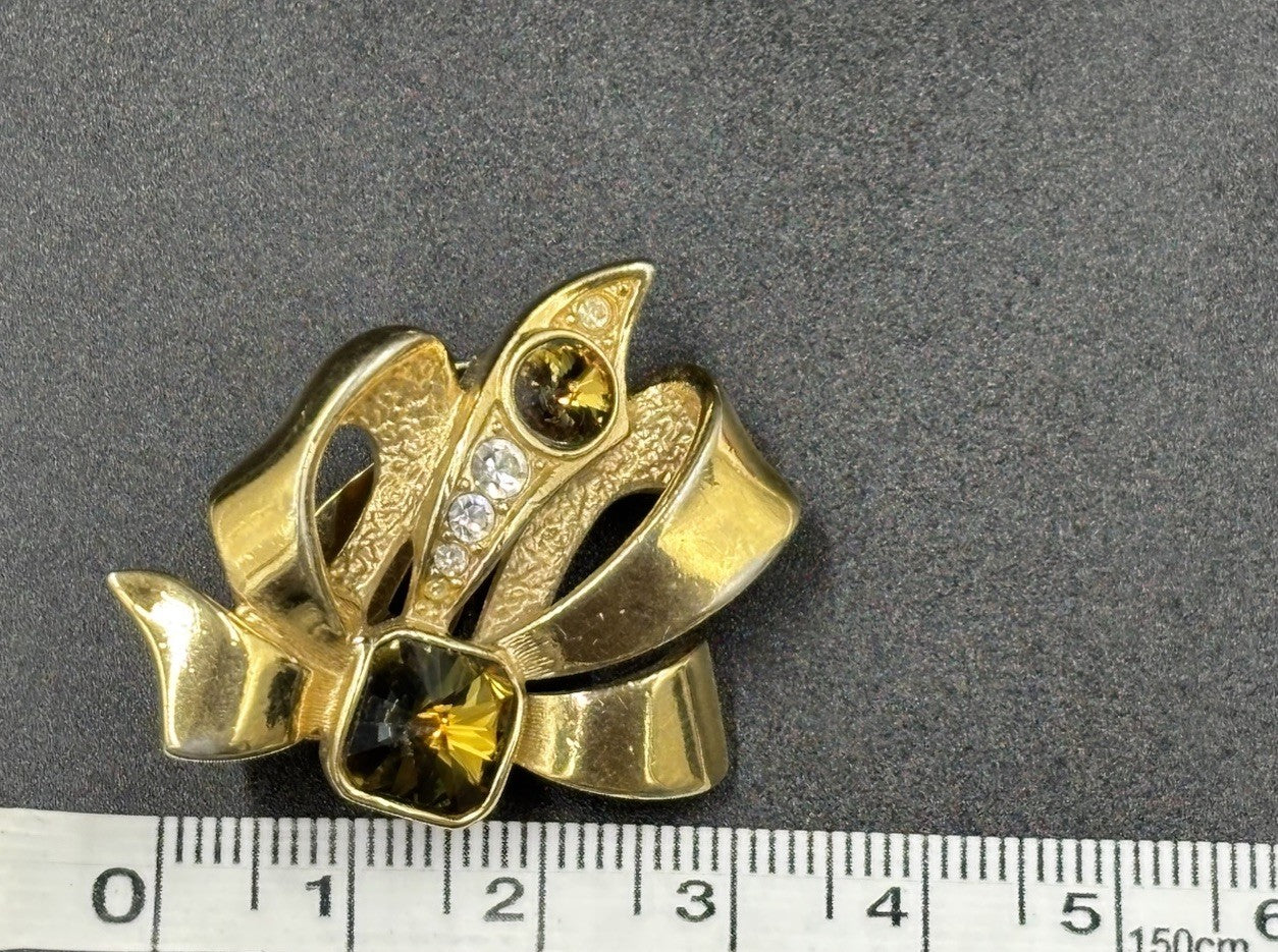 Vintage Bergdorf Goodman Statement Gold Plated Clip on Earrings