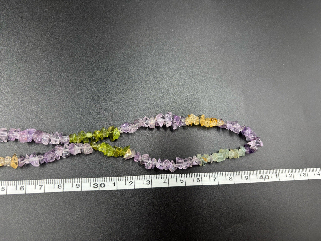 Vintage 1960s Gemstone Chip Necklace Amethyst Peridot Quartz 40cm Jewelry