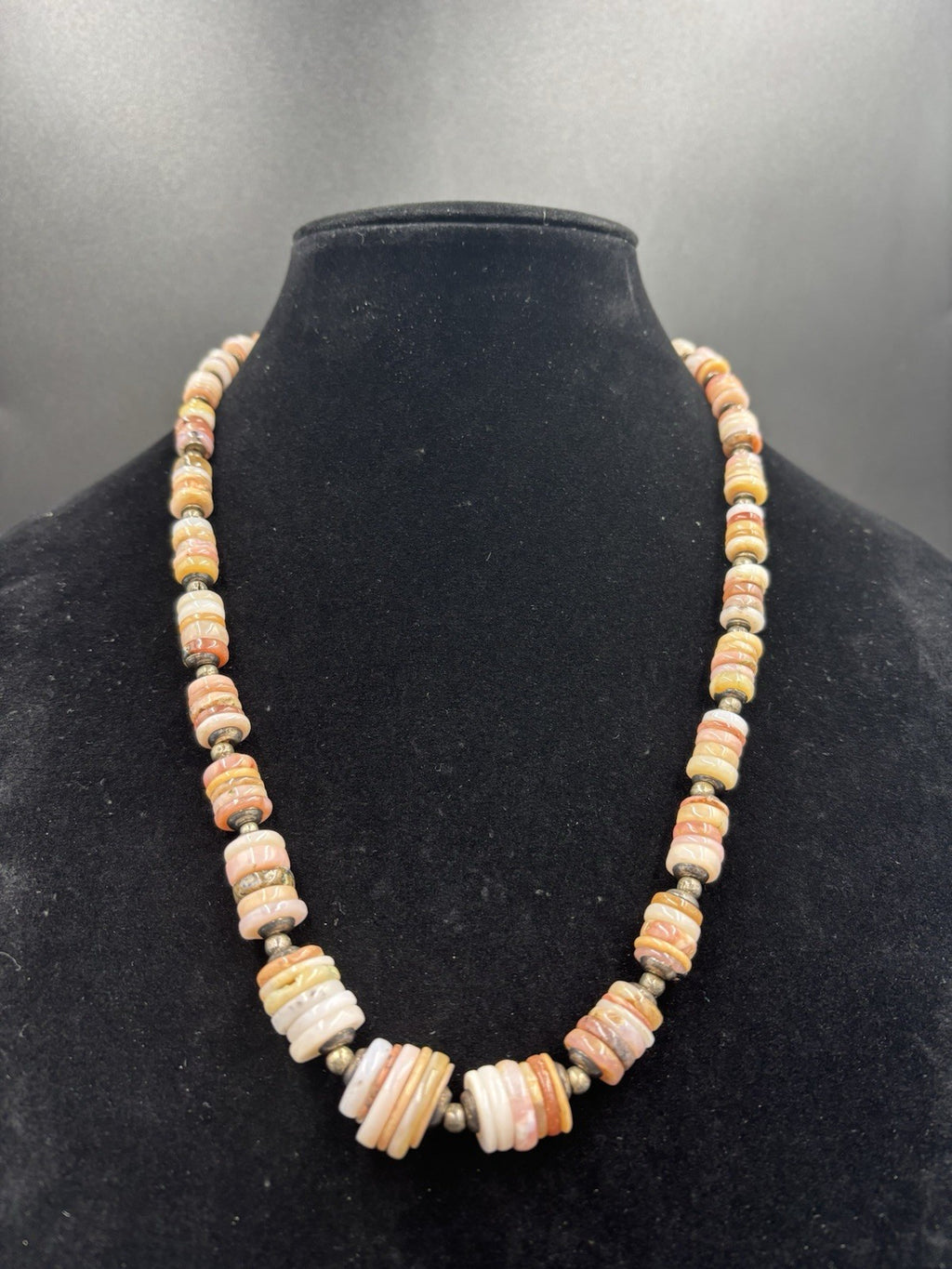 Vintage Sterling Silver Natural Conch Clam Shell Heishi Bead Necklace Boho