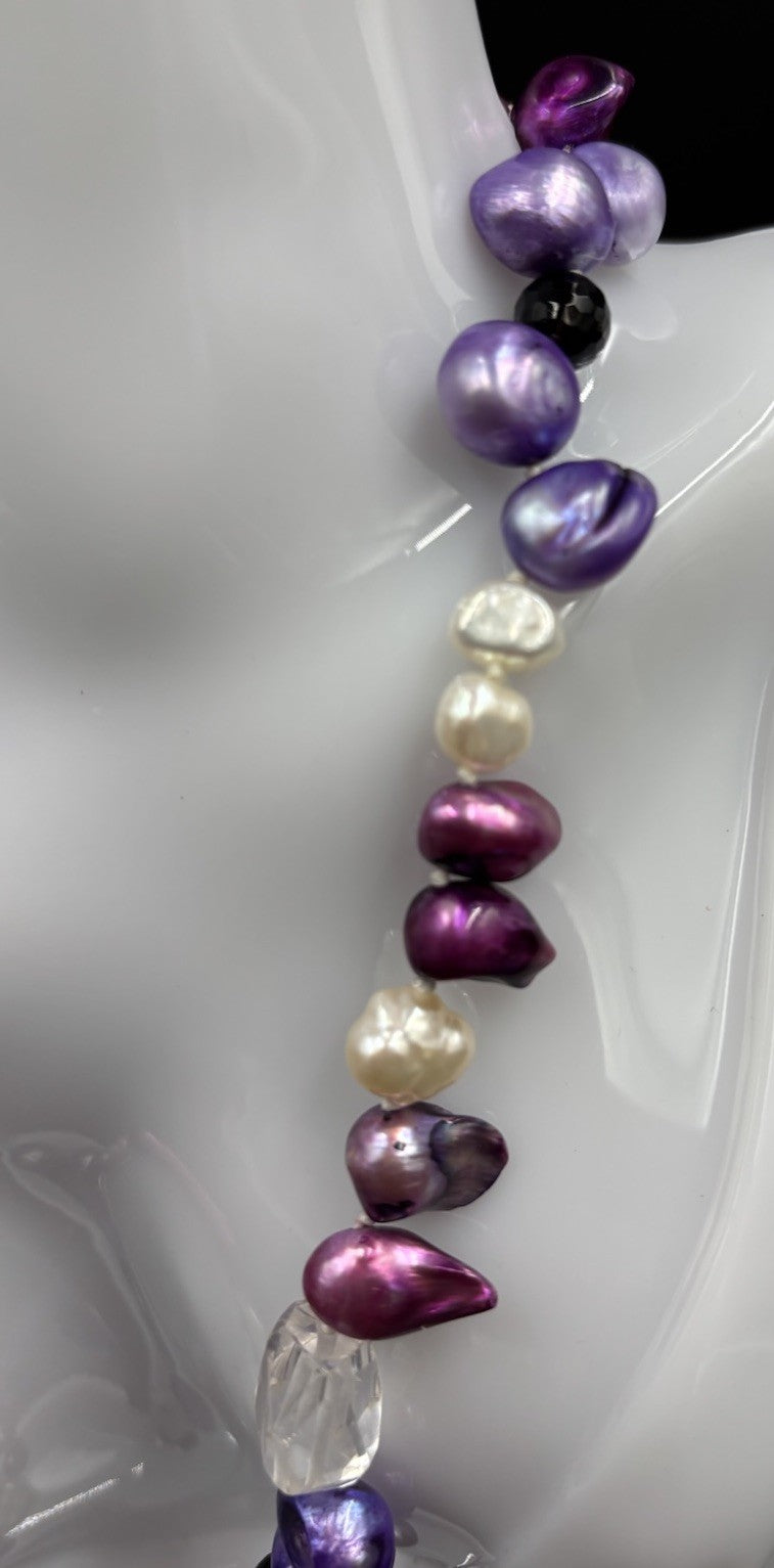 Vintage Y2K Necklace Purple Pink Freshwater Pearls Crystal Bead Strand