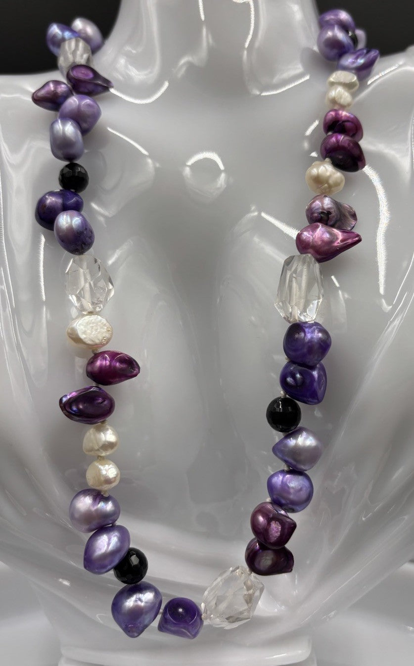Vintage Y2K Necklace Purple Pink Freshwater Pearls Crystal Bead Strand