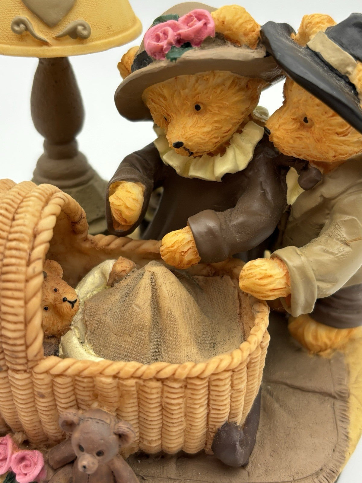 Avon Bear Figurine – New Baby Scene with Bassinet & Lamp, Vintage