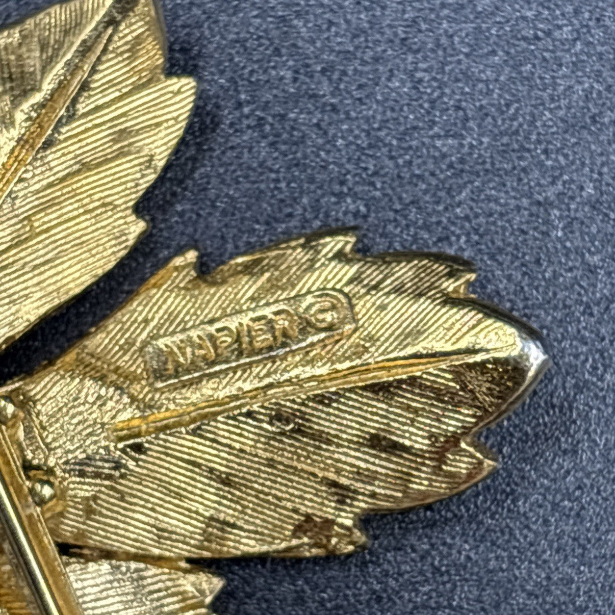 Napier Vintage Brooch Pin Leaf  Gold Tone Signed.