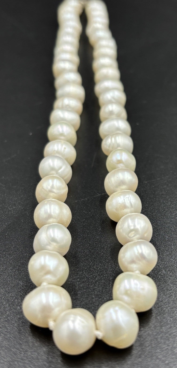 Cultured Freshwater Baroque Pearl Necklace 10.3mm