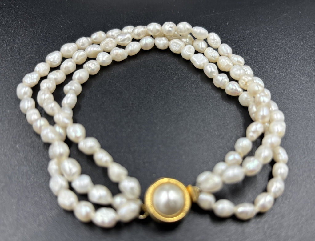 Vintage Cultured Pearl 3 Strand Necklace Bracelet Set 42cm 20cm Gold Clasp