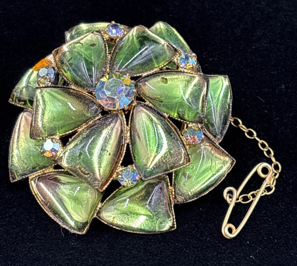 Vintage Green Aurora Borealis Rhinestone Flower Brooch Gold Tone