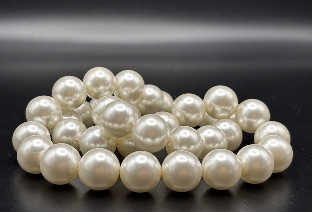 Vintage Graduated Glass Pearl Necklace Large 13mm Cream White Strand