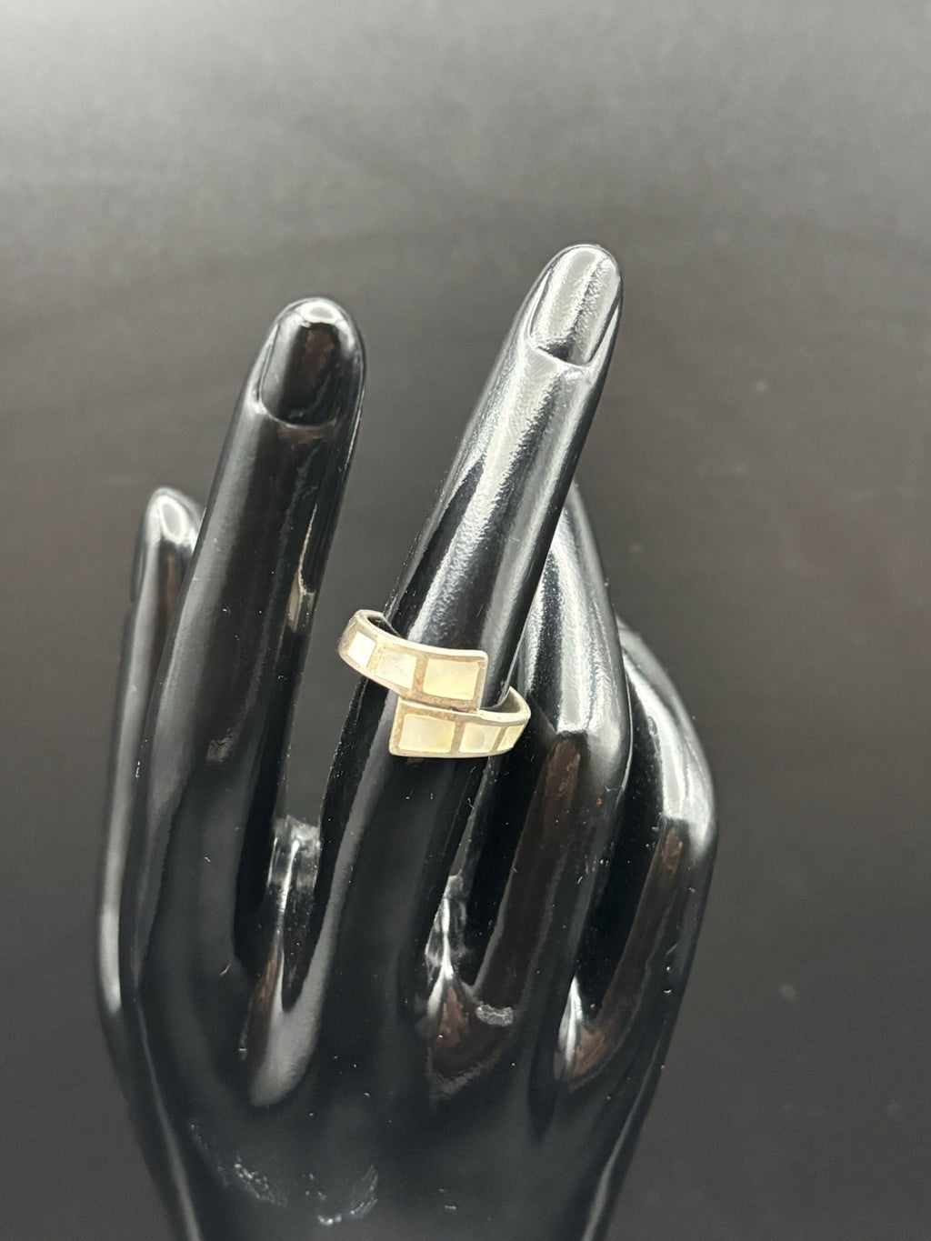 Vintage Sterling Silver Mother Of Pearl Inlay Modernist Wrap Ring US 8