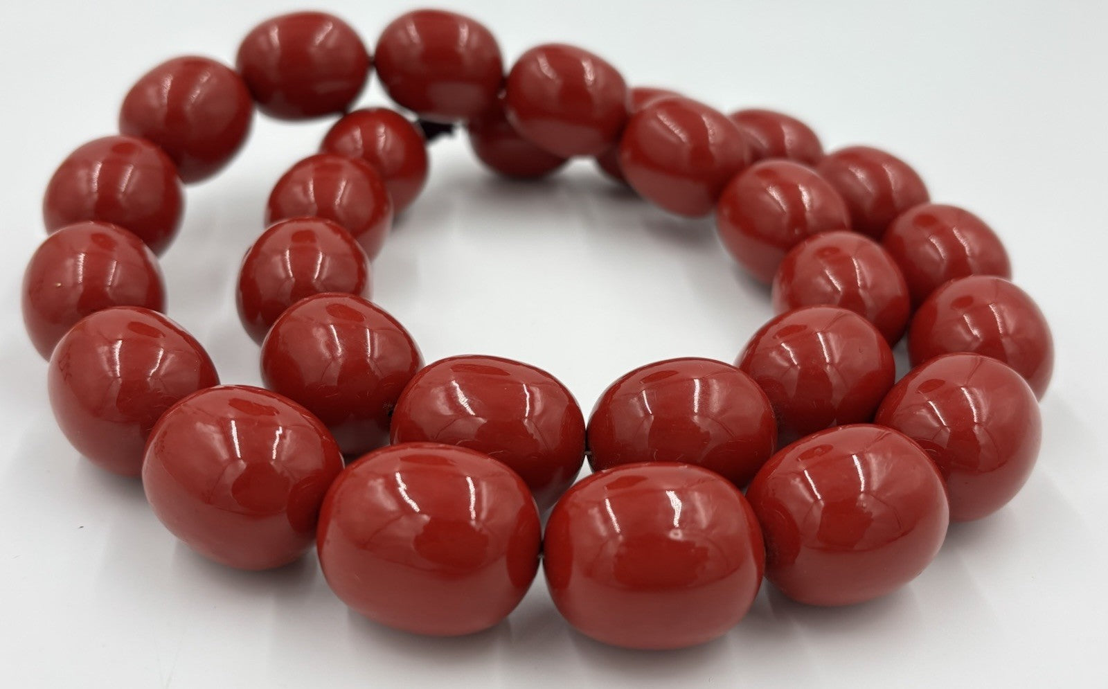 Vintage 1930s Genuine Cherry Red Bakelite Art Deco Bead Necklace