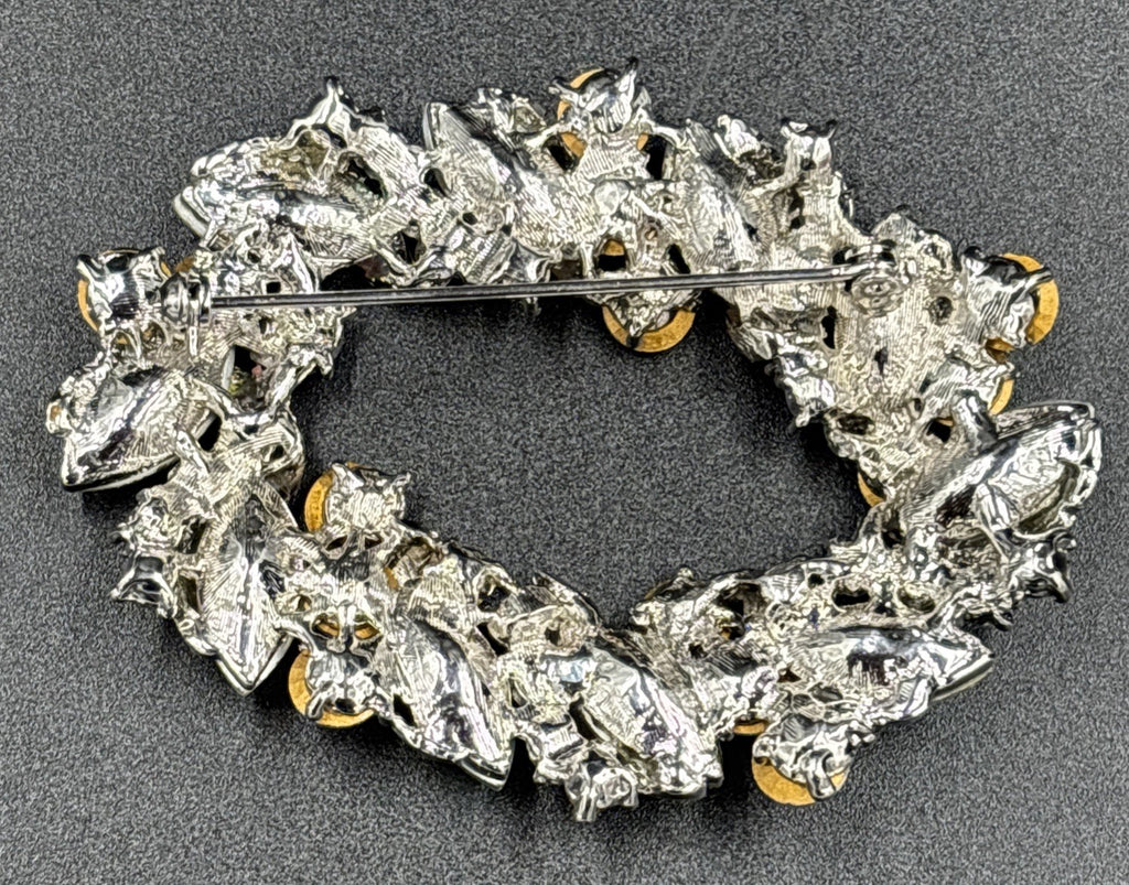 Vtg Brooch Diamanté Lustre Aurora Rhinestone’s Silver Tone Brooch.￼unsigned
