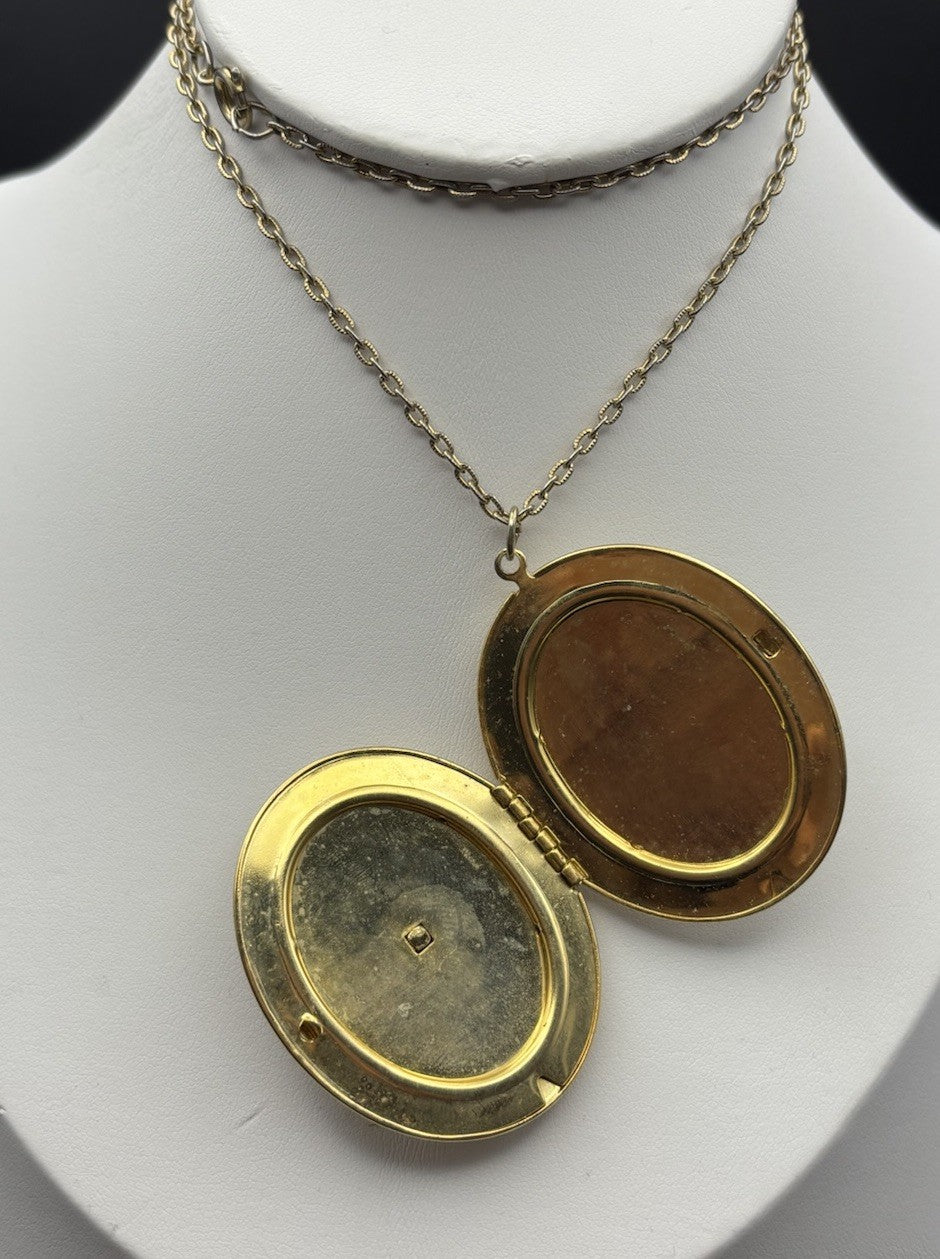 Vintage Cameo Locket Necklace Gold Tone Filigree Faux Pearl Pendant