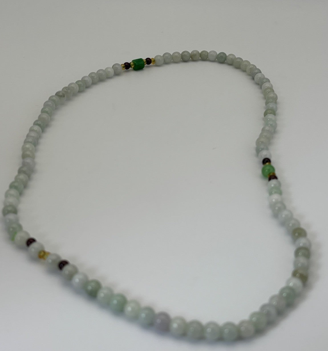 Vintage Natural Jadeite Bead Necklace Pale Green White Lavender Gemstone Strand