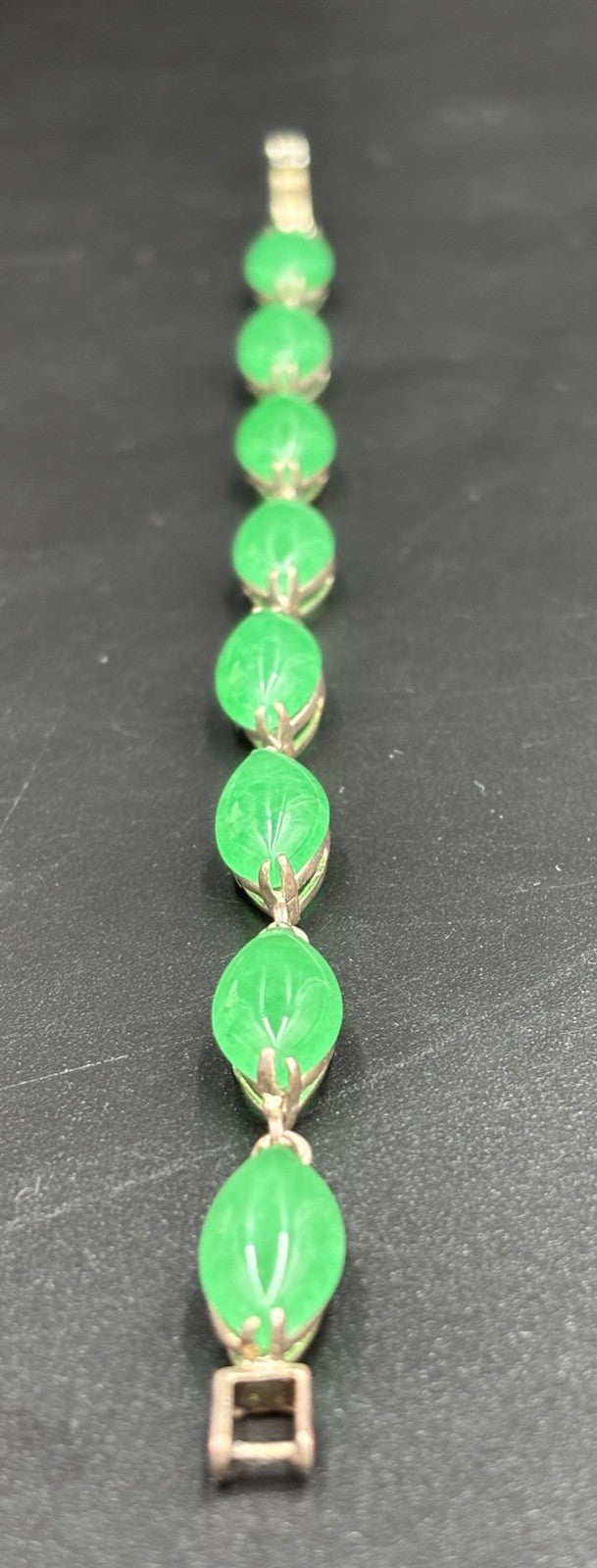 Vintage Peking Glass Green Leaf Bracelet Gold Tone Costume Jewelry