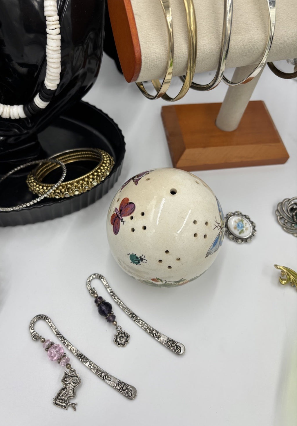 Vintage Jewellery Bulk Lot Estate Mixed Wearable Resale Collection