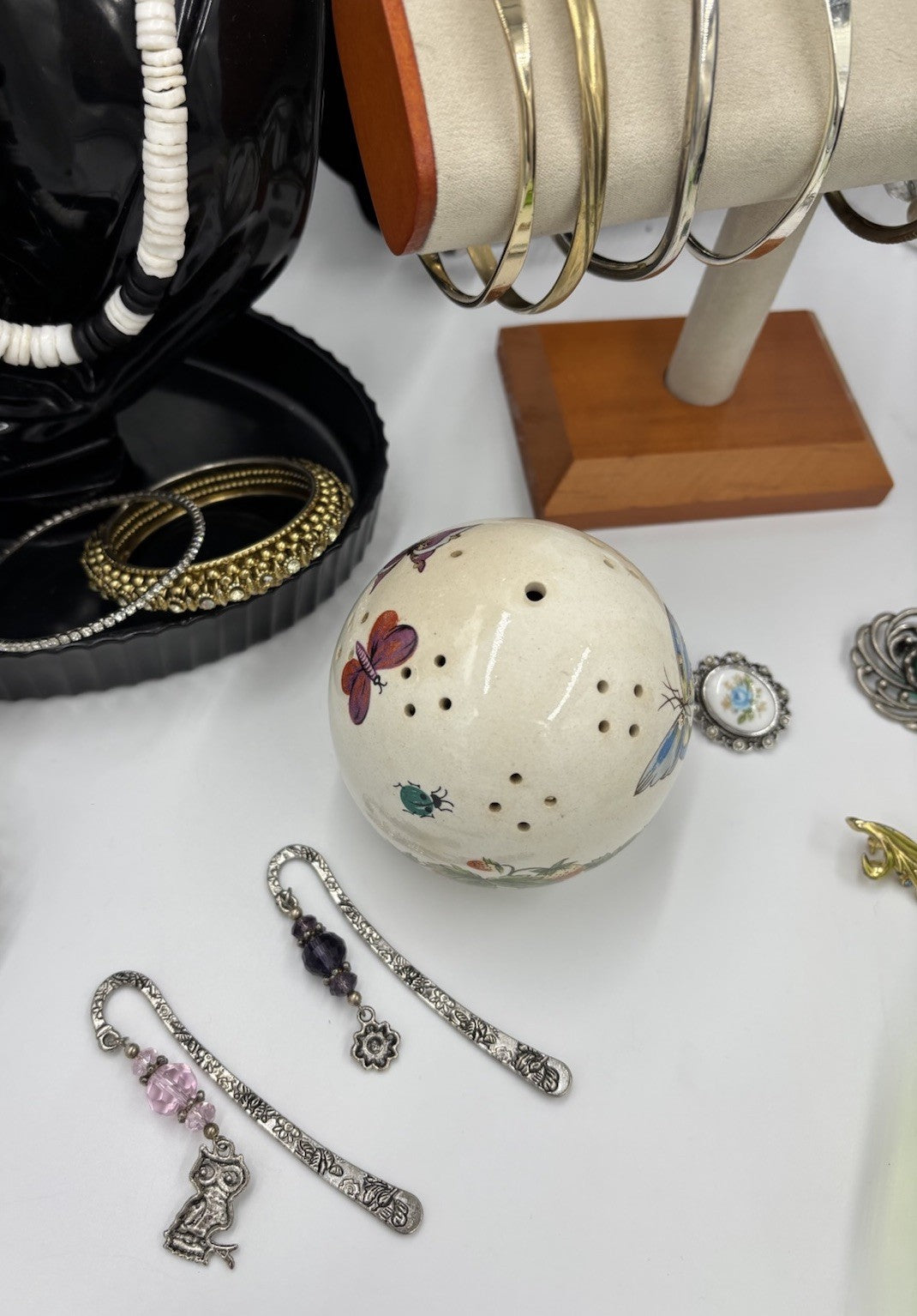 Vintage Jewellery Bulk Lot Estate Mixed Wearable Resale Collection