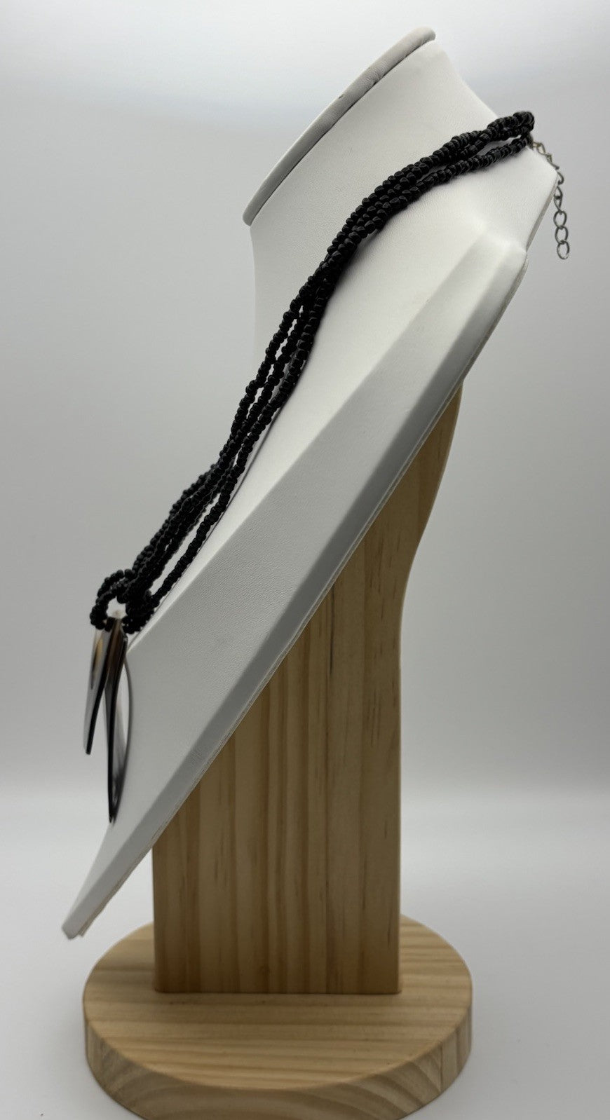 Mother of Pearl Shell Pendant Necklace Black Beaded Strand