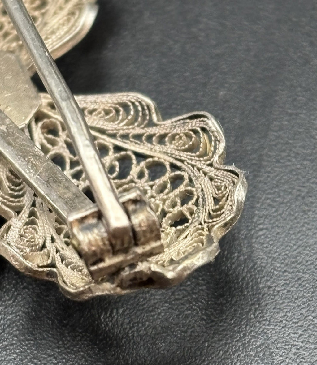Vintage Sterling Silver Filigree Bow Brooch Safety Chain Art Deco Pin