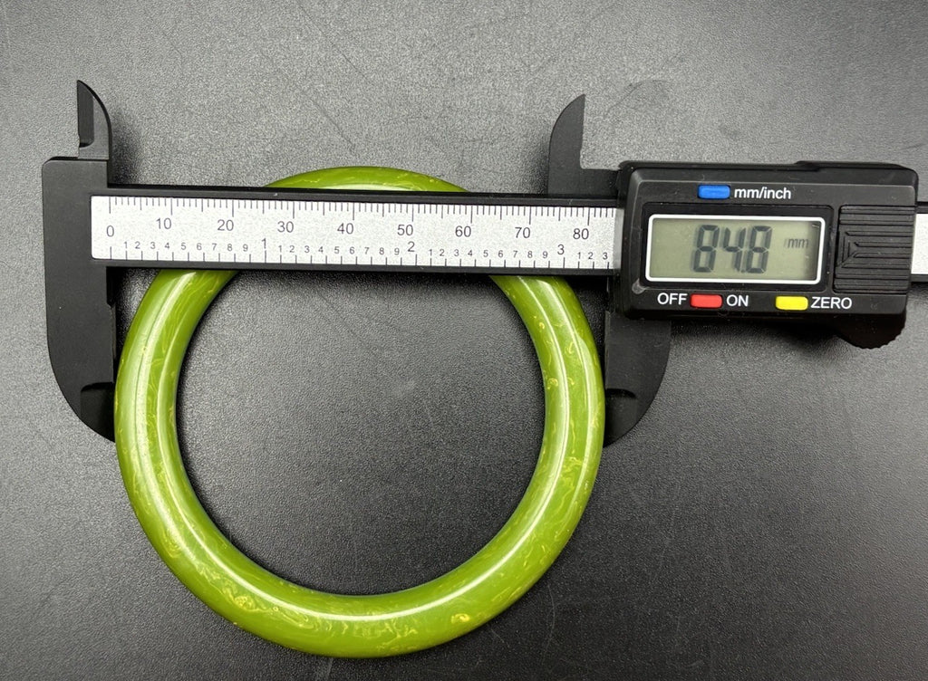 Vintage Marbled Green Bakelite Catalin Bangle Bracelet Tested 84.8mm