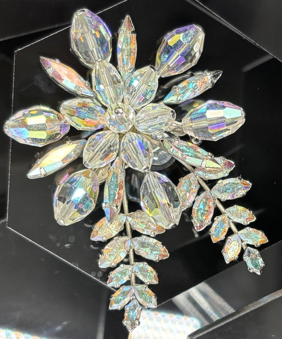 Vtg 1950s Aurora Borealis Crystal Spray Brooch Mid Century Silver Tone Floral