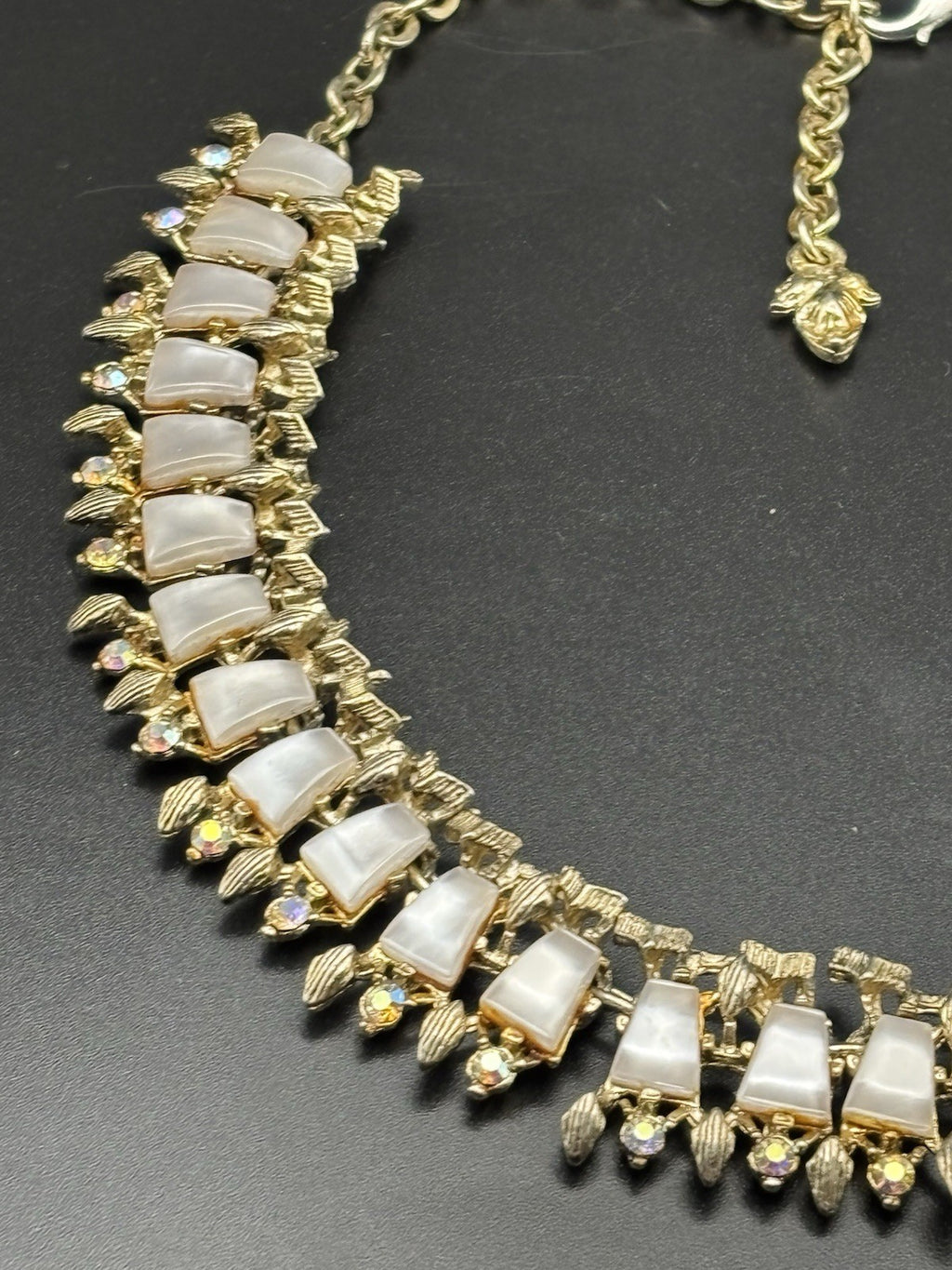 Vintage 1960s Gold Tone Leaf Lucite AB Rhinestone Necklace