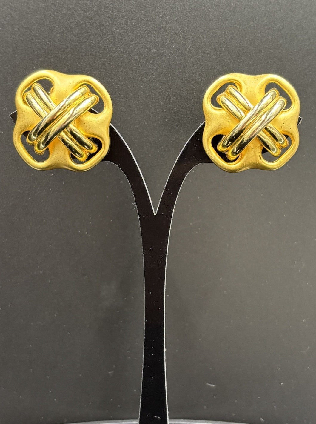 Vintage 80s Gold Clip-On Earrings Bold Designer Style High Quality.