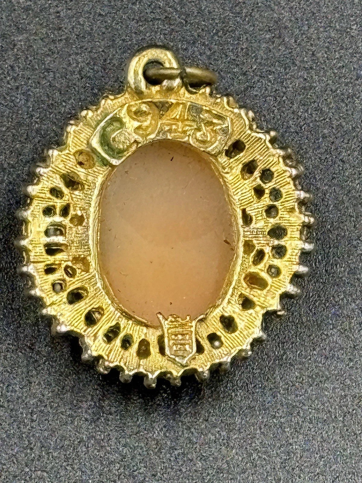 Vintage Shell Cameo Brooch Pendant Gold Tone Faux Pearl Filigree