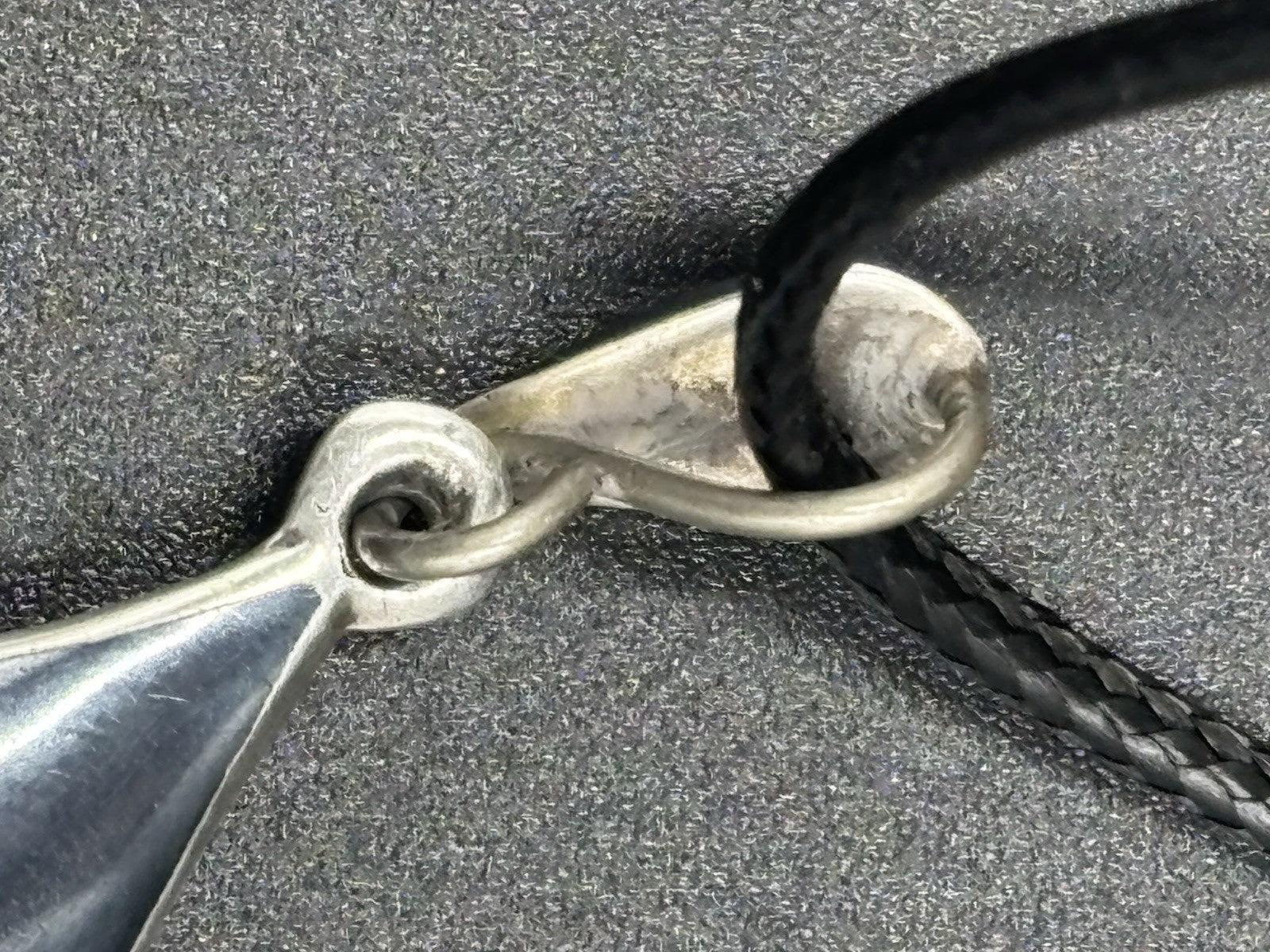 Vintage Siam Sterling Silver Niello Gray Enamel Tear Drop Pendant