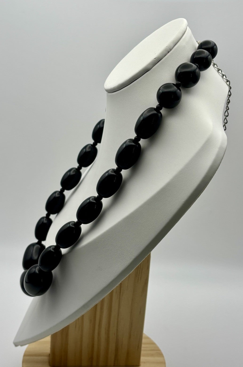 Vintage Black Chunky Bead Necklace Bold Statement Retro 90s Fashion Jewelry
