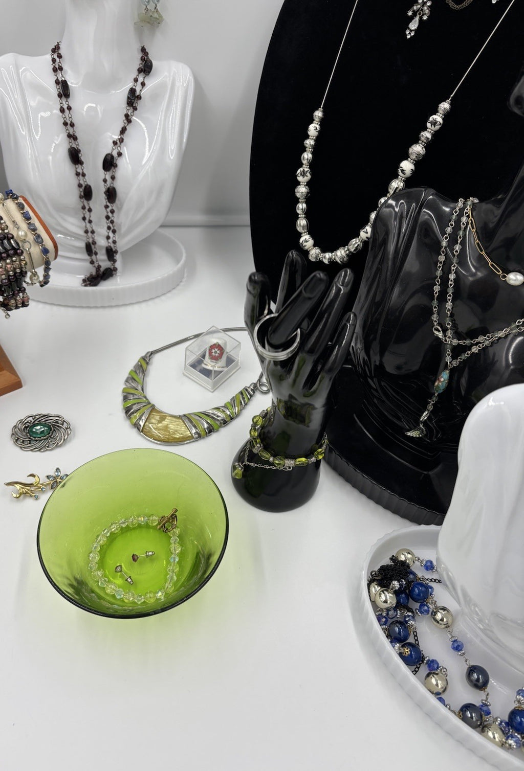 Vintage Jewellery Bulk Lot Estate Mixed Wearable Resale Collection