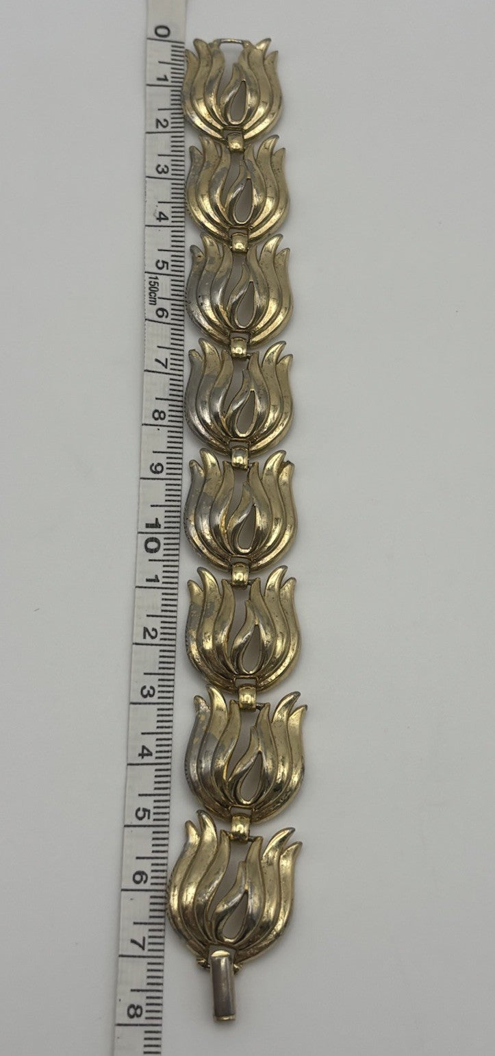 Vintage Crown Trifari Gold Tone Flame Link Bracelet Signed Mid Century Jewelry