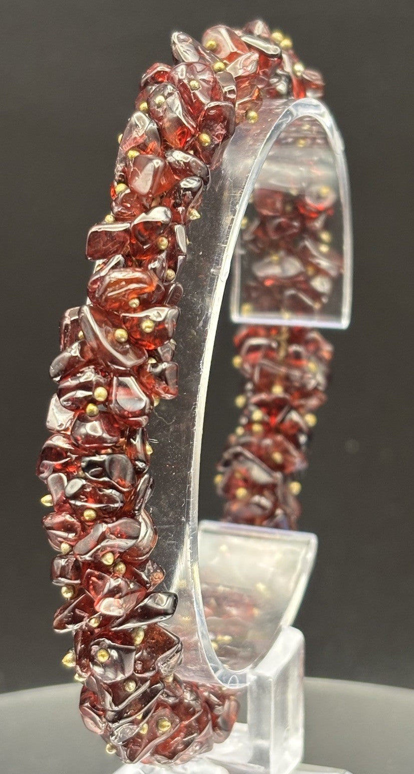 Natural Garnet Chip Stretch Bracelet Deep Red Gemstone Cluster Vintage