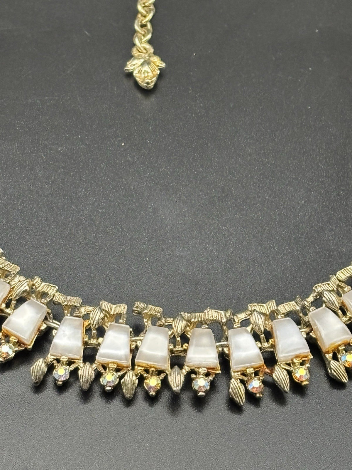 Vintage 1960s Gold Tone Leaf Lucite AB Rhinestone Necklace