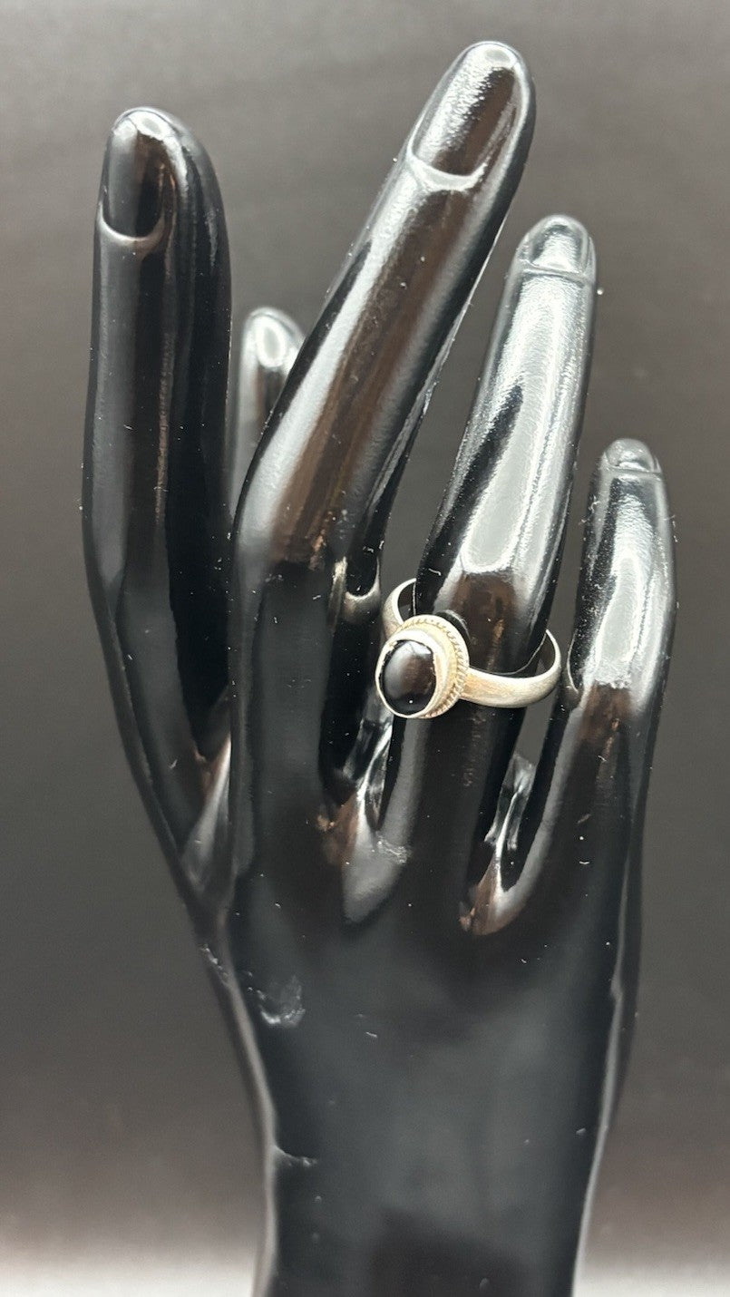 Vintage Sterling Silver Black Onyx Ring Size O 7.25