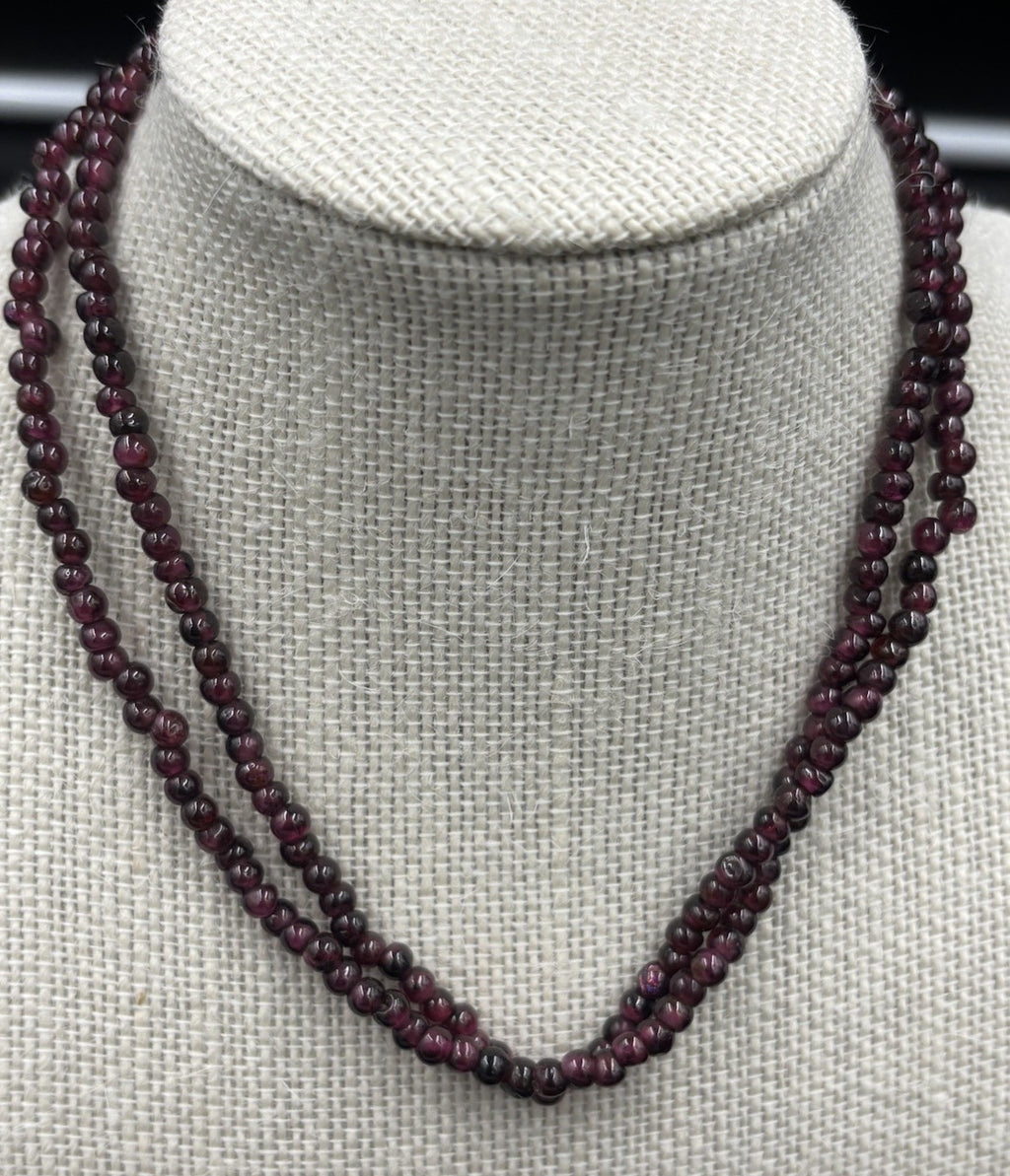 Vintage Natural Garnet Bead Necklace – Gold Tone Barrel Clasp