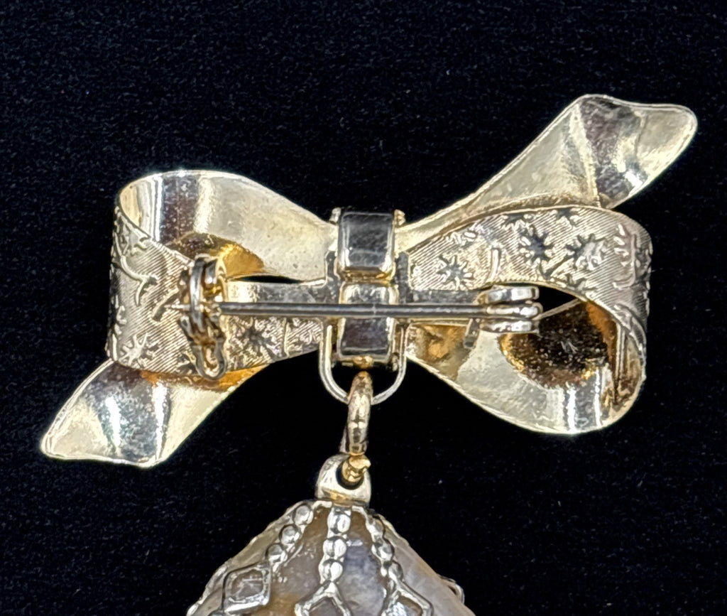 Vintage Scottish Agate Dangle Bow Brooch ￼
