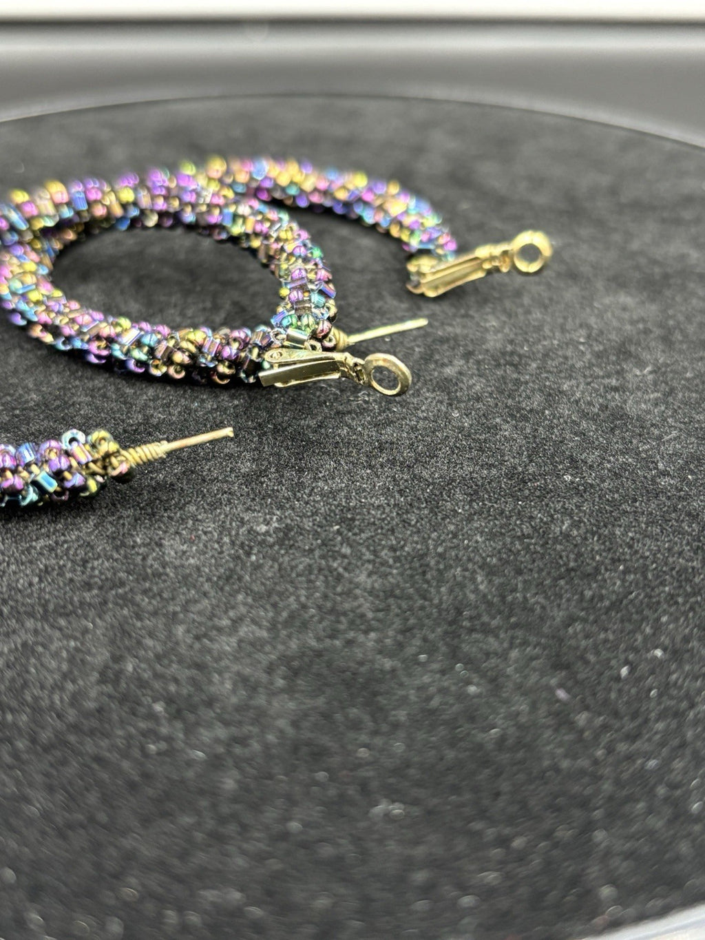 Vtg Earrings Kumihimo Beaded Peacock Earrings Large Multicoloured. ￼